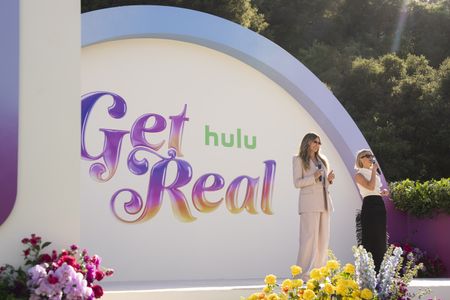 HEIDI KLUM, JULIANNE HOUGH