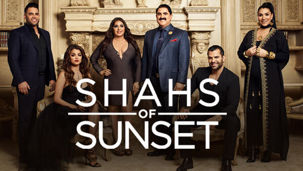  Arte de título para Shahs of Sunset en Bravo.